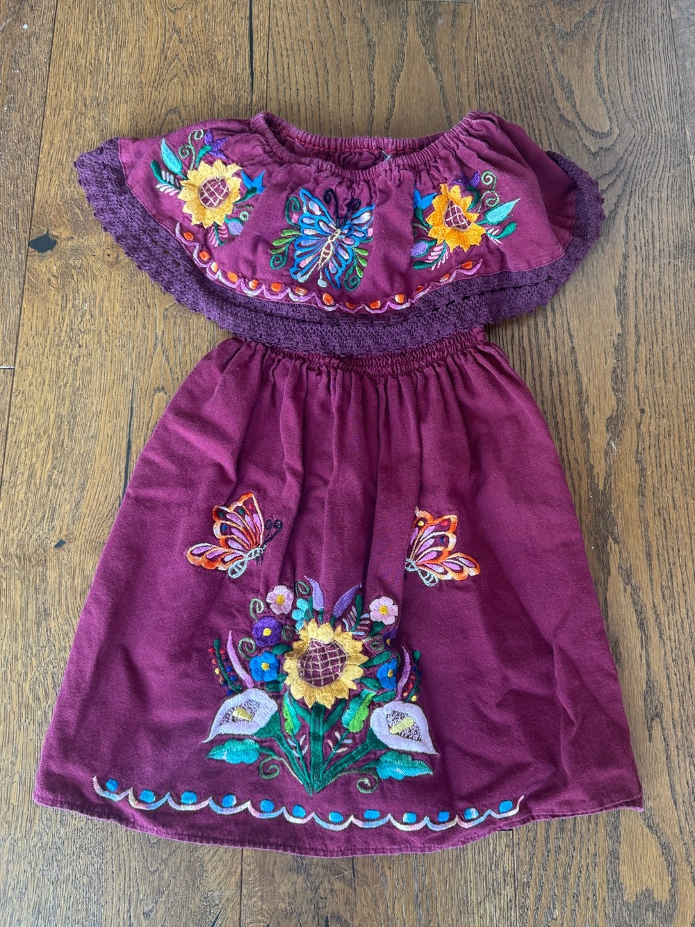 Girls Embroidered Off-the-Shoulder Burgundy Mexican Dress Size 6 Boho Floral